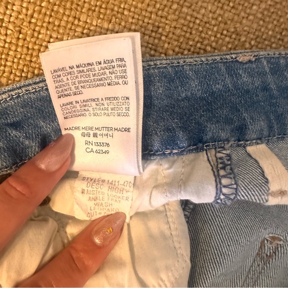 MOTHER High Rise Looker Ankle Fray Jeans Leopard Painted Shoot to Thrill Size 26 - Picture 12 of 12